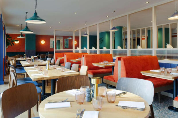 Dining Dining